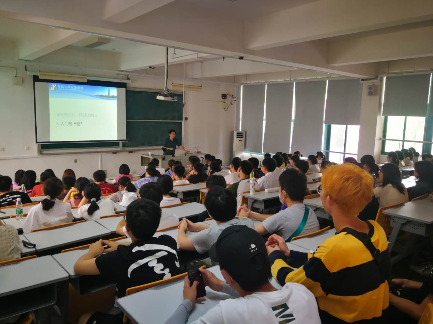 08C517876367FAE7DB2D056A62BC760E