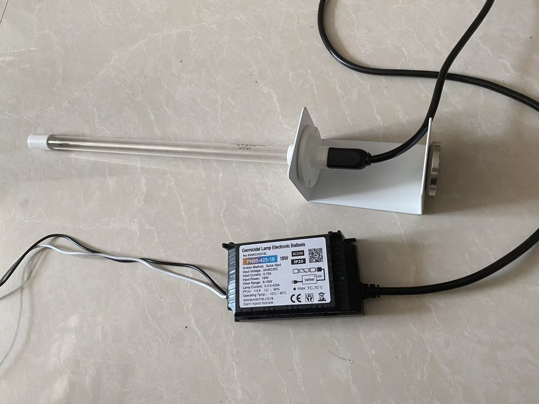 24V U Monte UV Cleanser con Magnet 14 'Polvo de aire interior HAVC HAVC Germicida Ultraviolet Air Purifier Lights UV Bulb 357 mm