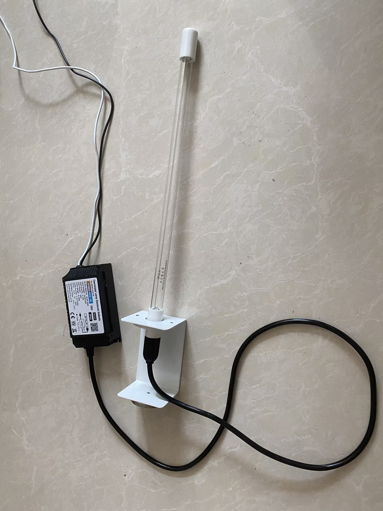 24V U Monte UV Cleanser con Magnet 14 'Polvo de aire interior HAVC HAVC Germicida Ultraviolet Air Purifier Lights UV Bulb 357 mm