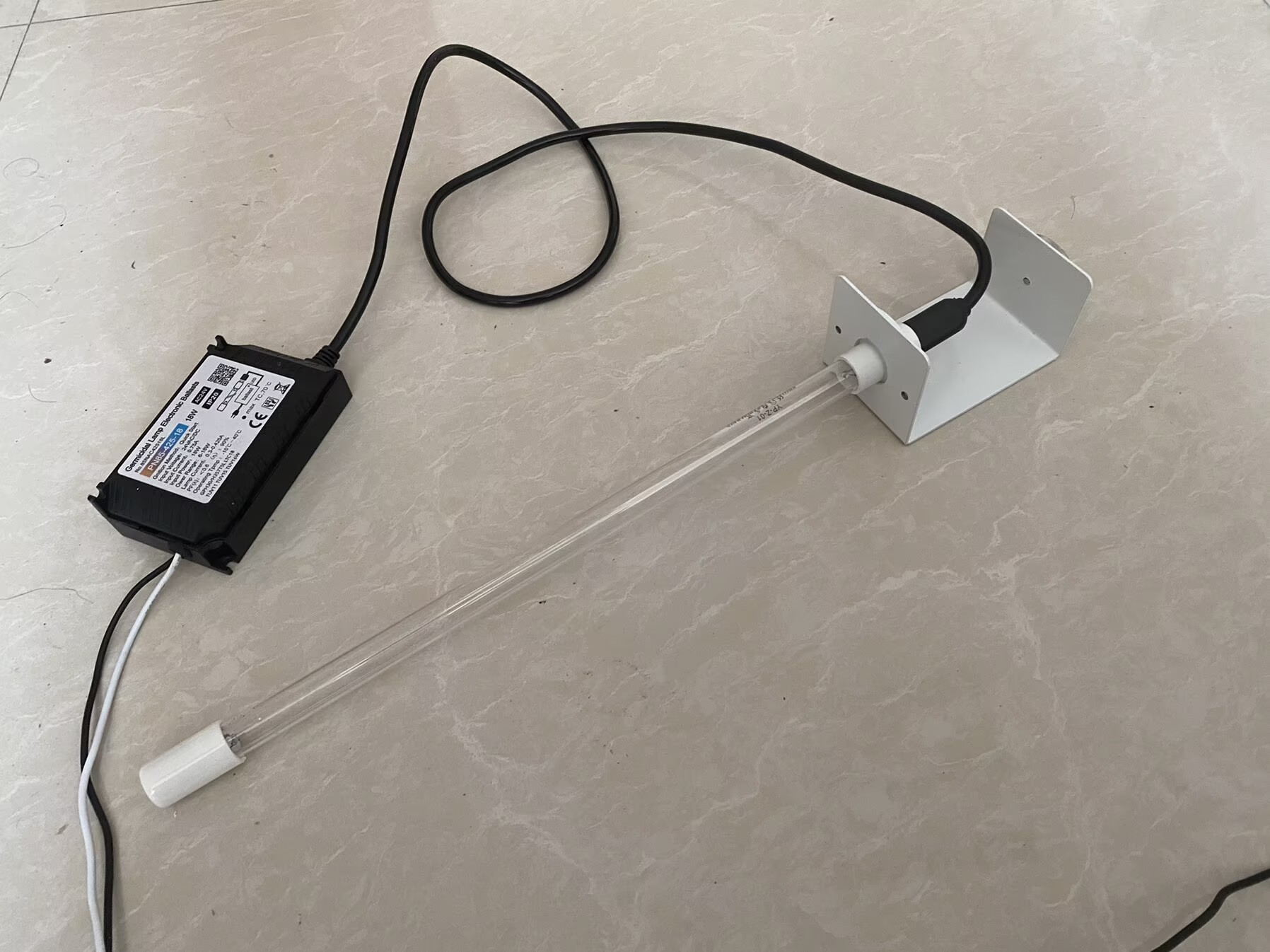 24V U Monte UV Cleanser con Magnet 14 'Polvo de aire interior HAVC HAVC Germicida Ultraviolet Air Purifier Lights UV Bulb 357 mm